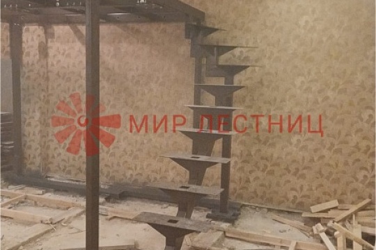 Антресольный этаж на Саввинской набережной